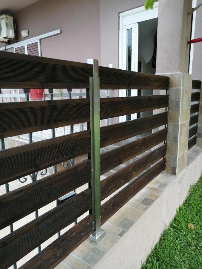 Aparthotel Ο Ακλόνητος Néa Meságkala Zewnętrze zdjęcie
