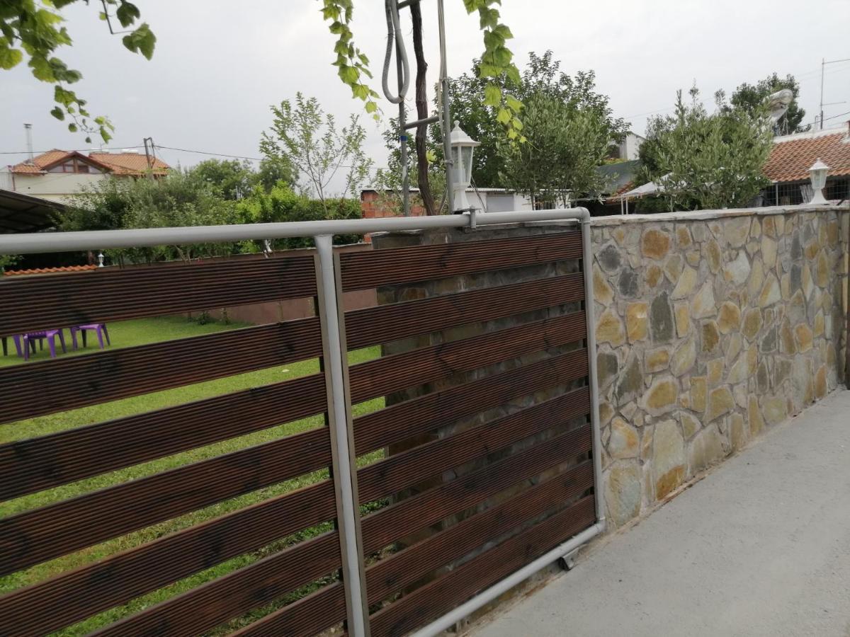Aparthotel Ο Ακλόνητος Néa Meságkala Zewnętrze zdjęcie